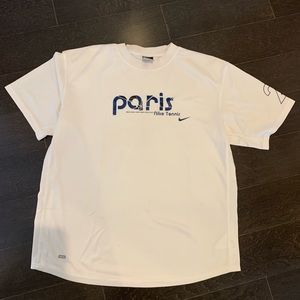 Men’s Nike Dri fit tennis tee shirt